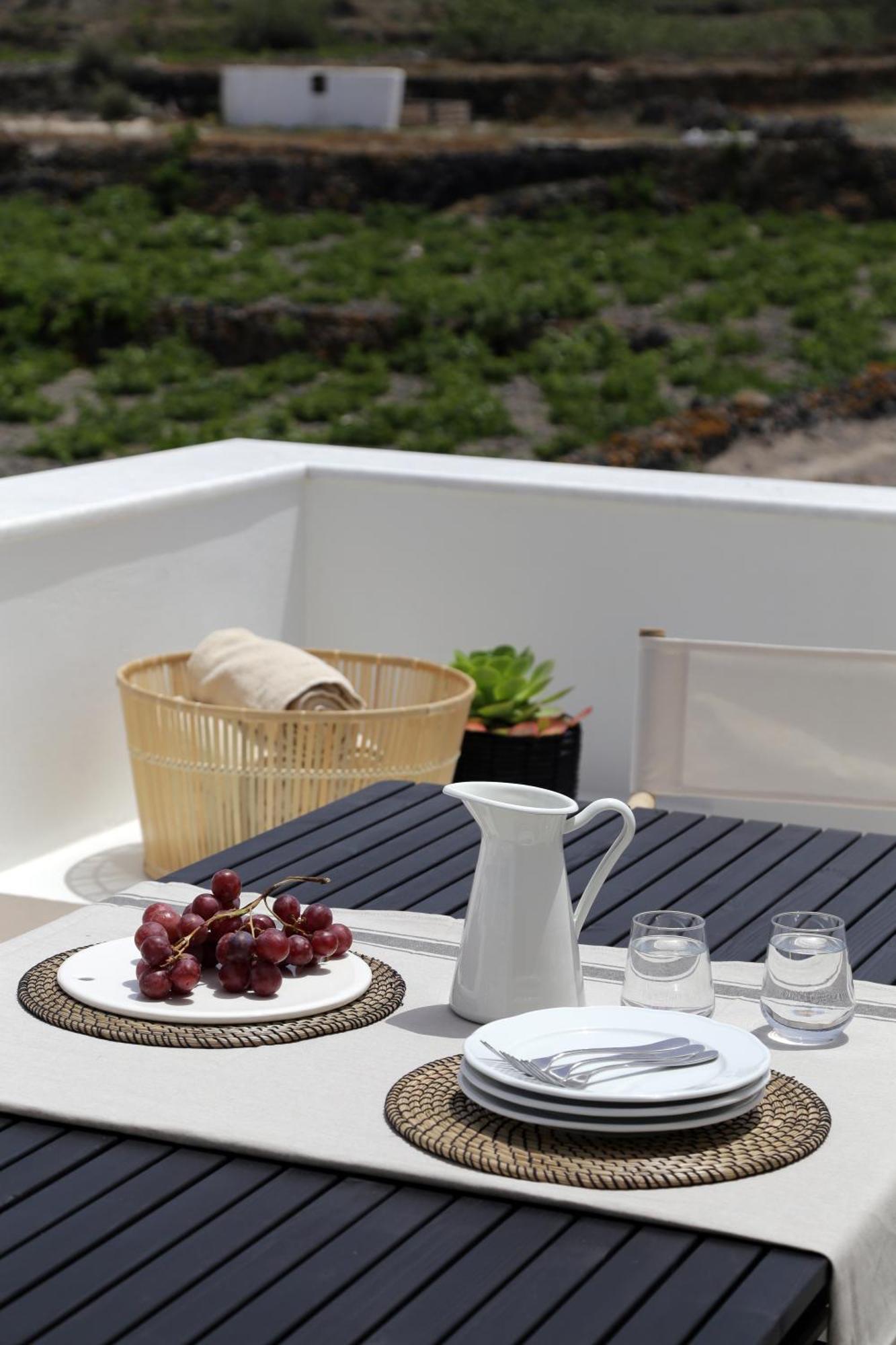 Vino Houses Santorini Foinikia  Exterior photo